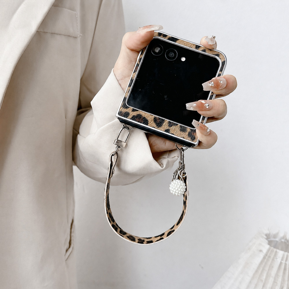 Etui na telefon składany z mot – Luxury Men Lifestyle recenzja i cena